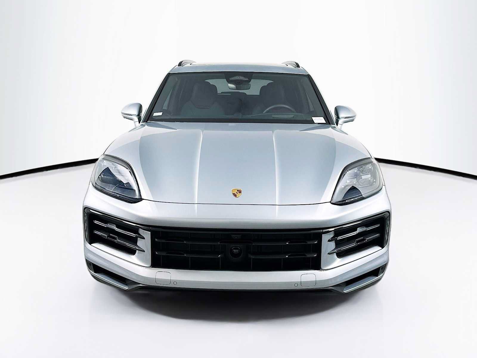 Used 2026 Porsche Cayenne AWD/4WD image 6