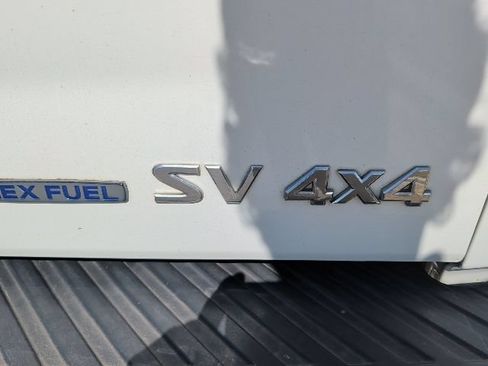 Used 2014 Nissan Titan SV w/ SV Value Truck Package AWD/4WD image 12