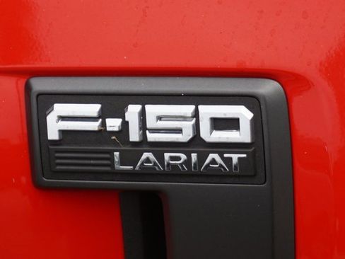 Used 2022 Ford F150 Lariat image 34