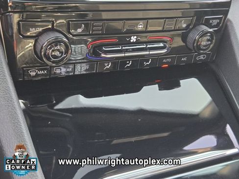 Used 2025 Jeep Grand Cherokee Altitude RWD image 23