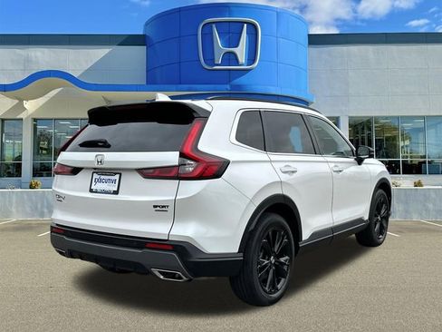 Used 2025 Honda CR-V Sport Touring image 2