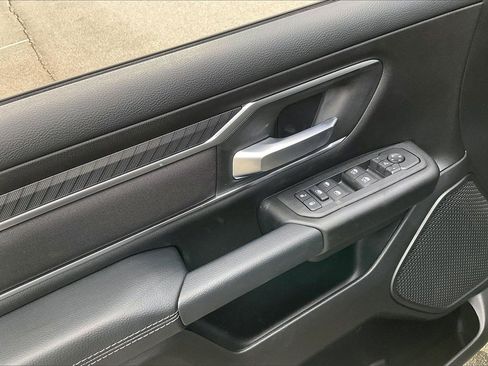 New 2026 RAM 1500 4x4 Crew Cab image 27