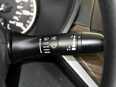 Used 2024 Nissan Altima 2.5 SV image 24