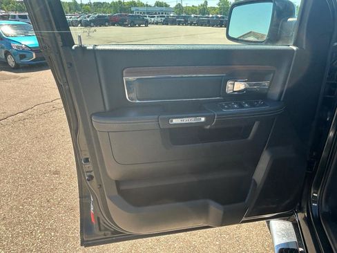 Used 2015 RAM 1500 Laramie w/ Convenience Group AWD/4WD image 14