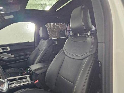 Used 2020 Ford Explorer ST w/ ST Street Pack image 26