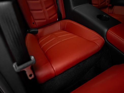 Used 2021 Nissan GT-R Premium AWD/4WD image 38