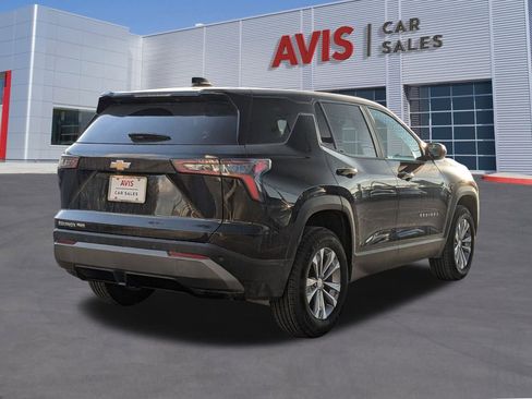 Used 2025 Chevrolet Equinox LT image 6