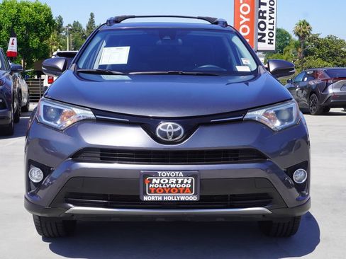 Used 2018 Toyota RAV4 XLE FWD image 3