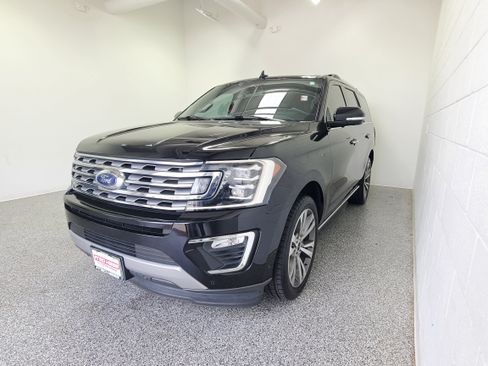 Used 2020 Ford Expedition Limited w/ Equipment Group 302A RWD image 2