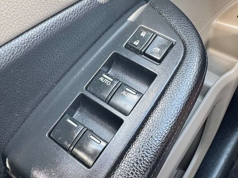 Used 2019 Honda Pilot Touring image 34