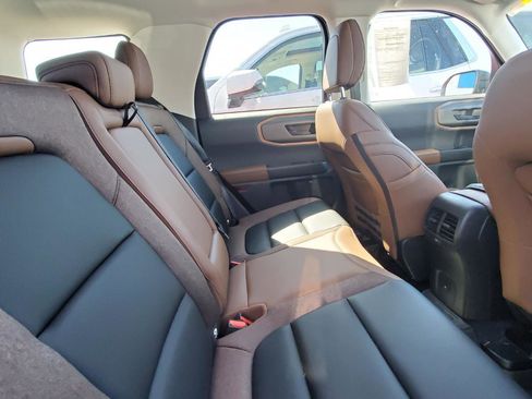 Used 2025 Ford Bronco Sport Outer Banks w/ Outer Banks Tech Package+ AWD/4WD image 6