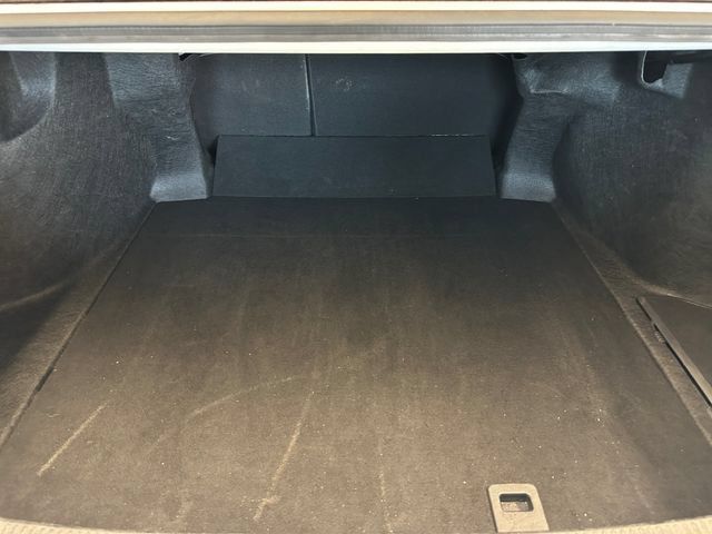 Used 2025 Toyota Camry SE FWD image 16