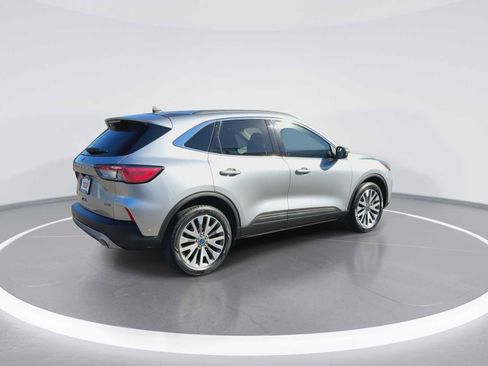 Used 2021 Ford Escape Titanium image 8