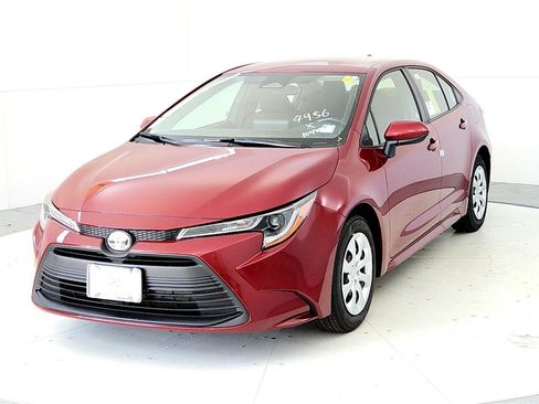 New 2026 Toyota Corolla LE FWD image 2