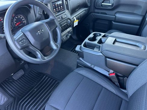 New 2026 Chevrolet Silverado 2500 Custom w/ Custom Value Package image 10