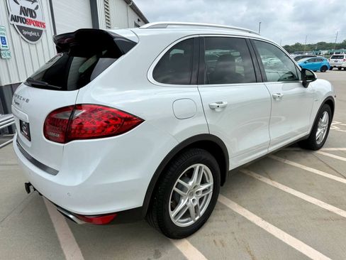 Used 2013 Porsche Cayenne Diesel AWD/4WD image 6