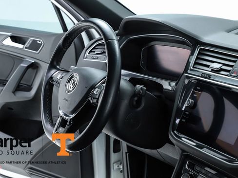 Used 2021 Volkswagen Tiguan SEL Premium R-Line image 74