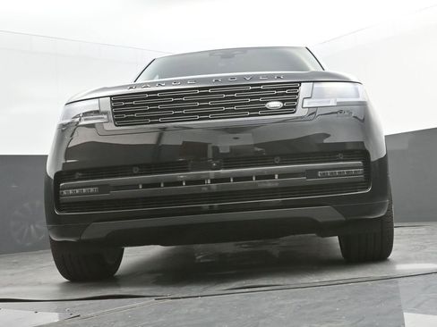 New 2026 Land Rover Range Rover Long Wheelbase SE image 40
