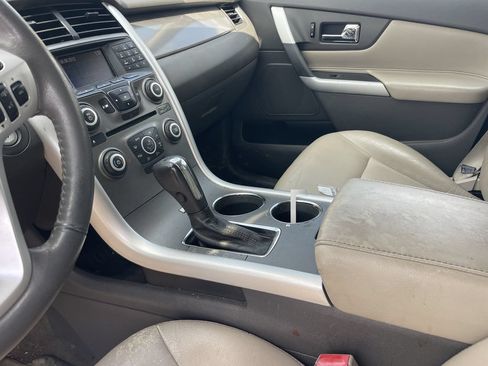 Used 2013 Ford Edge SEL FWD image 9