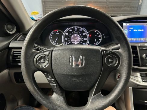 Used 2013 Honda Accord EX image 16