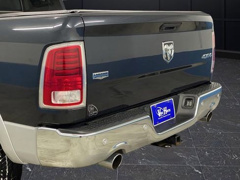 Used 2017 RAM 1500 Laramie image 38