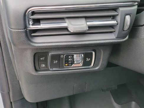 New 2026 Lincoln Corsair Grand Touring AWD/4WD image 5