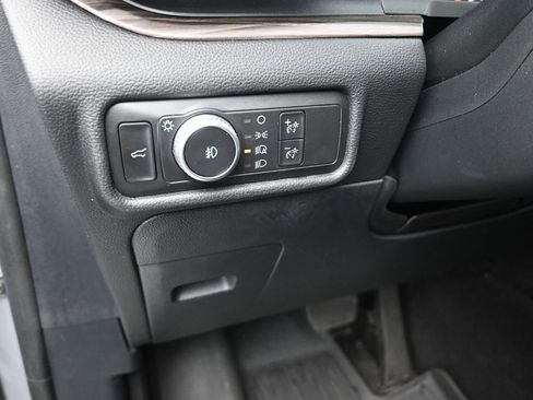 Used 2020 Ford Explorer Limited w/ Class III Trailer Tow Package image 13