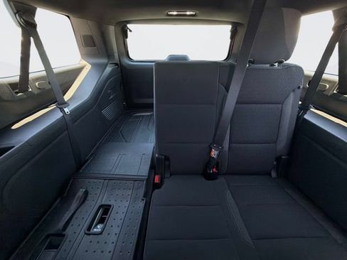 Used 2025 Chevrolet Suburban LS w/ Max Trailering Package AWD/4WD image 16