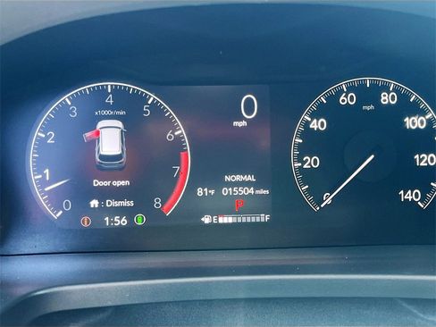 Used 2024 Honda Pilot Touring image 12