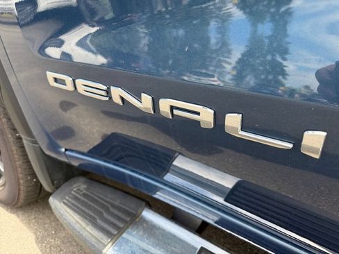Used 2024 GMC Sierra 1500 Denali AWD/4WD image 31