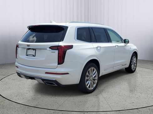 Used 2024 Cadillac XT6 Premium Luxury w/ LPO, Floor Liner Package AWD/4WD image 3
