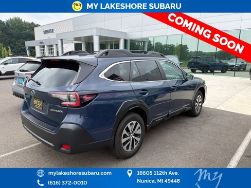 Used 2023 Subaru Outback Premium AWD/4WD image 7