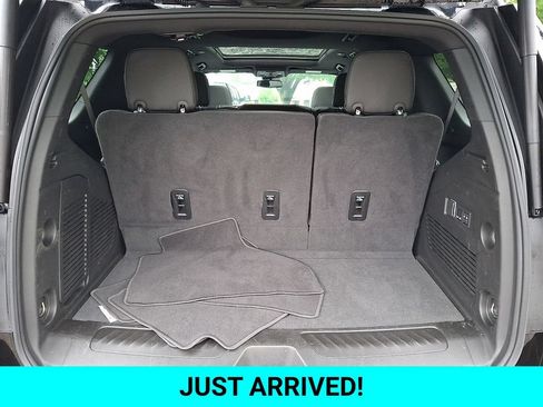 Used 2024 Chevrolet Tahoe LT w/ LT Signature Plus Package AWD/4WD image 31