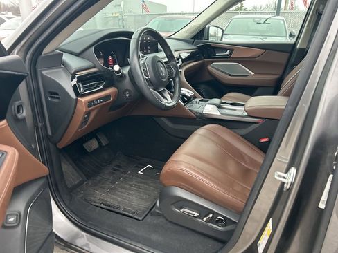 Used 2024 Acura MDX SH-AWD w/ Technology Package image 11