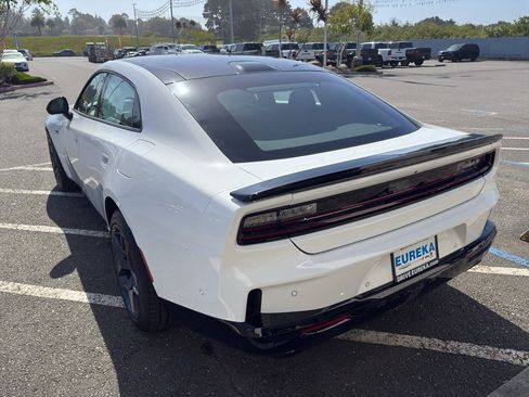 New 2026 Dodge Charger R/T AWD/4WD image 19
