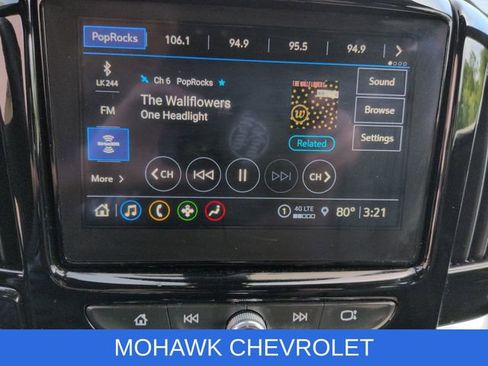 Used 2024 Chevrolet Traverse LT AWD/4WD image 13