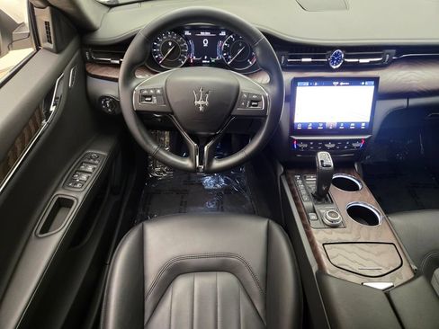 Used 2023 Maserati Quattroporte GT RWD image 21