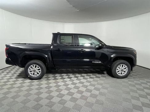 New 2026 Toyota Tacoma SR5 AWD/4WD image 8