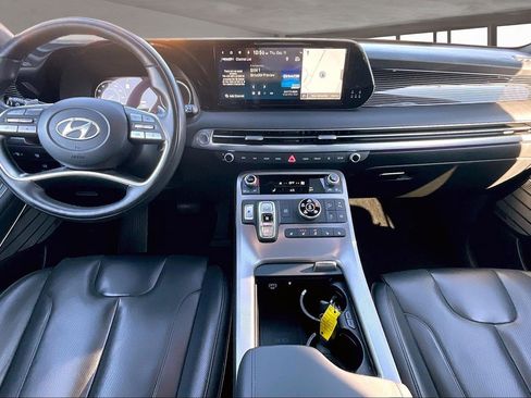 Used 2024 Hyundai Palisade Calligraphy image 7