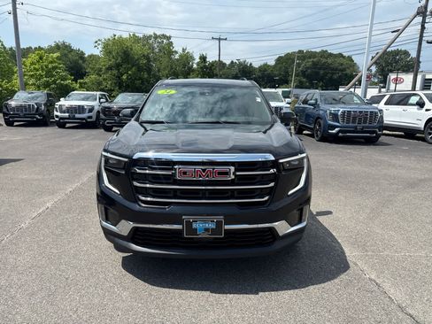 Used 2024 GMC Acadia Elevation AWD/4WD image 8