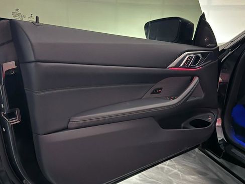 Used 2023 BMW 430i xDrive Coupe w/ Premium Package image 17