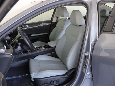 Used 2024 Kia K5 EX w/ EX Premium Package image 8