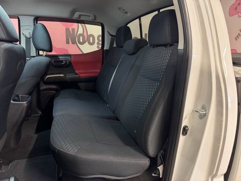 Used 2021 Toyota Tacoma SR5 image 21