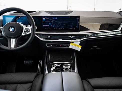 New 2026 BMW X7 xDrive40i w/ M Sport Package image 33