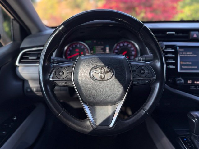 Used 2018 Toyota Camry XSE FWD image 21