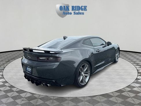 Used 2016 Chevrolet Camaro SS RWD image 5