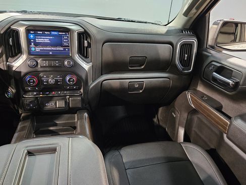 Used 2021 Chevrolet Silverado 1500 LT Trail Boss w/ Convenience Package II AWD/4WD image 11