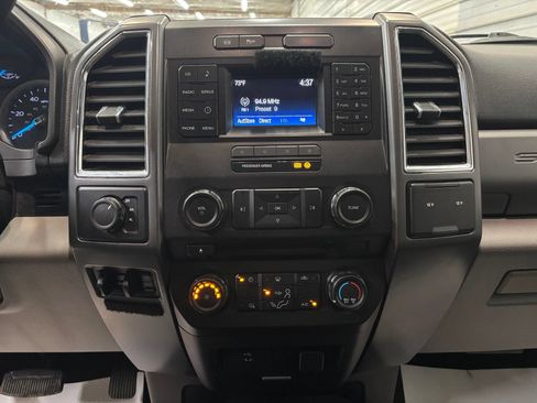 Used 2017 Ford F250 XLT w/ XLT Value Package AWD/4WD image 18