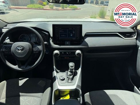 Used 2022 Toyota RAV4 XLE w/ Convenience Package AWD/4WD image 12
