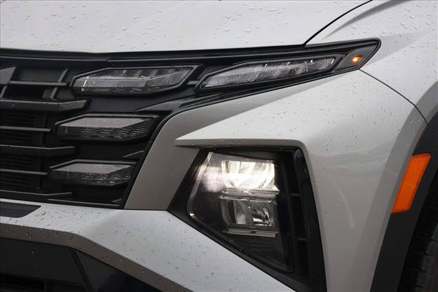 Certified 2025 Hyundai Tucson SEL AWD/4WD image 10